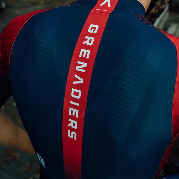 Le maillot 2022 de l'équipe INEOS GRENADIERS vient de sortir ! 8 Nouveau maillot INEOS GRENADIERS