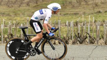 découvrez comment julian alaphilippe, coureur emblématique, joue un rôle crucial dans l'équipe de storer lors de la célèbre course paris-nice. analyse de sa performance et impact sur la compétition.