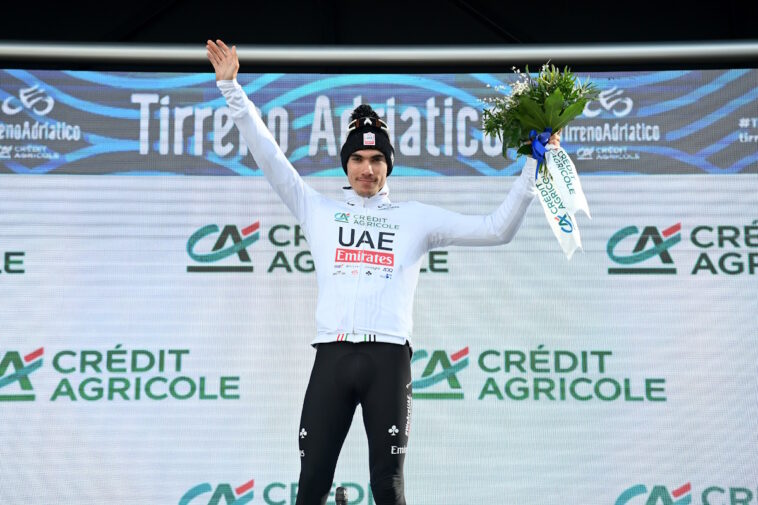 Juan Ayuso, héros solitaire : un final acharné au Tirreno-Adriatico où la pression repose sur ses épaules 7 découvrez comment ayuso s'est illustré en héros lors du tirreno-adriatico, en captivant les passionnés de cyclisme par ses performances remarquables et son audace sur les routes italiennes.