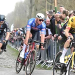 découvrez les temps forts de la e3 saxo classic, où magnus pedersen a brillamment terminé à la 2ème place, suivi de près par jasper stuyven en 5ème position. plongez dans les moments clés de cette course palpitante et analysez les performances des cyclistes lors de cet événement incontournable du calendrier uci.