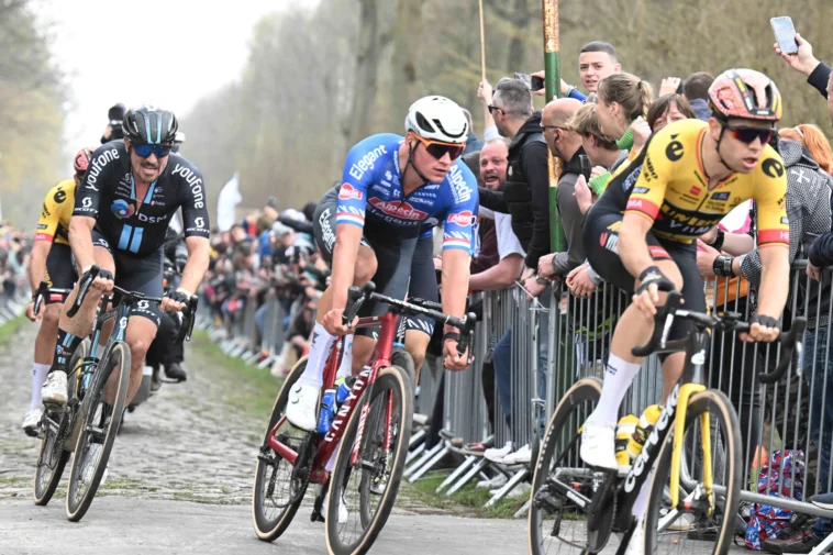 Mads Pedersen brille avec une seconde place à l'E3 Saxo Classic, tandis que Stuyven se classe cinquième 7 découvrez les temps forts de la e3 saxo classic, où magnus pedersen a brillamment terminé à la 2ème place, suivi de près par jasper stuyven en 5ème position. plongez dans les moments clés de cette course palpitante et analysez les performances des cyclistes lors de cet événement incontournable du calendrier uci.