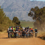 découvrez la finale cape epic 2025, l'événement incontournable pour les amateurs de vtt. rejoignez-nous pour vivre des moments palpitants, des défis extrêmes et une passion inégalée pour le cyclisme tout-terrain. assistez à l'apogée de la compétition et célébrez l'esprit d'aventure en plein cœur de paysages captivants.