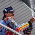 découvrez comment jorgenson a triomphé à paris-nice suite à la chute de vingegaard. un rebondissement inattendu dans la compétition cycliste qui a captivé les fans et redéfini le classement. analyse des moments clés de la course et les réactions des coureurs.