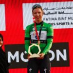 découvrez le parcours exceptionnel de lorena wiebes, la cycliste qui a marqué les esprits avec 100 victoires impressionnantes. plongez dans l'univers du cyclisme féminin et suivez les exploits de cette athlète inspirante.