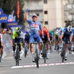 découvrez les temps forts de la course milan-san remo 2025, avec philipsen en lice pour la victoire. suivez les performances des cyclistes et les éléments clés qui feront de cette édition un événement incontournable du cyclisme. ne manquez pas l'action !