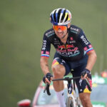 découvrez comment primož roglič a consolidé ses ambitions cyclistes en remportant la prestigieuse volta a catalunya, une victoire qui souligne son talent et sa détermination sur les routes espagnoles.