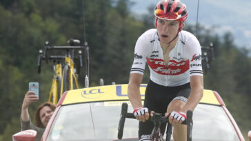 découvrez comment ciccone a triomphé lors de l'étape du tour des alpes, en livrant une performance époustouflante qui a captivé les amateurs de cyclisme. revivez les moments clés de cette course palpitante.