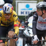 découvrez la confiance impressionnante de wout van aert à l'approche du tour des flandres. analyse de sa préparation, de sa forme actuelle et de ses perspectives pour cette course emblématique du cyclisme.