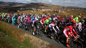 découvrez le monde du cyclisme à valence : parcours pittoresques, événements locaux et conseils pour les passionnés de vélo. rejoignez-nous pour explorer les meilleures routes et profiter d'une expérience inoubliable à travers cette belle région.