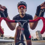 leçons à tirer de Paris-Roubaix pour rouler plus vite et avec plus de confort à vélo 25 découvrez nos conseils essentiels pour rouler vite et confortablement sur le célèbre parcours de paris-roubaix. optimisez votre équipement, améliorez votre endurance et apprenez les techniques de conduite pour profiter pleinement de cette classique incontournable du cyclisme.