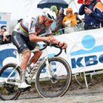 Paris-Roubaix : records, chutes, cartons jaunes, hors-délai et amendes pour Van der Poel 24 découvrez les records impressionnants et les incidents marquants de mathieu van der poel lors de la mythique course paris-roubaix. plongez dans l'histoire de ce monument du cyclisme, où défis et performances extraordinaires se rencontrent.