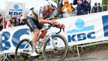 découvrez les records impressionnants et les incidents marquants de mathieu van der poel lors de la mythique course paris-roubaix. plongez dans l'histoire de ce monument du cyclisme, où défis et performances extraordinaires se rencontrent.