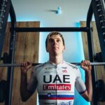 découvrez comment tadej pogačar, le prodige slovène du cyclisme, a marqué son empreinte à roubaix. analyse de sa performance, de ses défis sur le pavé et de son impact sur la course mythique. plongée dans l'univers du vélo avec le double vainqueur du tour de france.