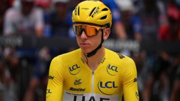 découvrez comment tadej pogačar, le prodige slovène du cyclisme, s'impose comme le roi de flandre. plongez dans l'univers des classiques, ses performances remarquables et son ascension fulgurante dans le monde du cyclisme.