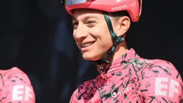 découvrez comment powless a su triompher face à l'équipe visma dans une course palpitante, marquant un tournant décisif de la saison. plongez dans les détails de cette victoire impressionnante et l'impact qu'elle aura sur le classement.