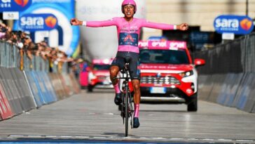 découvrez comment egan bernal se prépare intensément pour le giro, avec une préparation stratégique, des entraînements rigoureux et des objectifs ambitieux. suivez son parcours et ses chances de briller dans cette célèbre course cycliste.