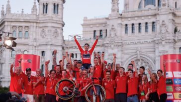 découvrez les coureurs favoris de la vuelta 2025 : analyses, performances passées et pronostics pour cette édition incontournable de la grande boucle espagnole.