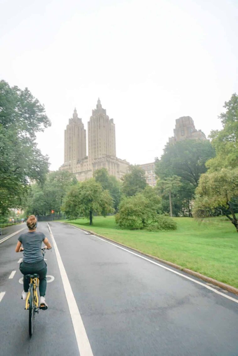 Les fermetures de rues et de routes pour le 47e tour de vélo TD Five Boro à New York : un aperçu de la circulation durant la course des cyclistes 7 découvrez les meilleures fermetures pour le tour de vélo à new york. explorez les options sécurisées et pratiques pour profiter pleinement de vos balades à travers la ville tout en gardant vos biens en sécurité.