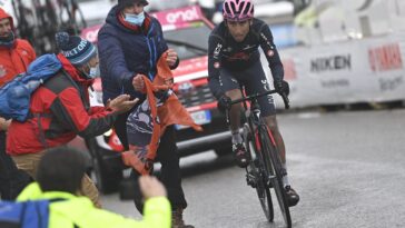 Prévisualisation du Giro'25 : À la découverte des montagnes et des côtes à travers l'Albanie 3 découvrez le giro'25 en albanie, un événement cycliste exceptionnel à travers des paysages magnifiques et des routes pittoresques. rejoignez les passionnés de vélo pour une aventure inoubliable alliant nature, culture et défis sportifs.