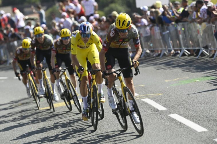 découvrez les stratégies innovantes des ineos grenadiers lors des grands tours de cyclisme. plongez au cœur des tactiques déployées par cette équipe de renom pour conquérir les sommets et laisser leur empreinte sur le peloton international.