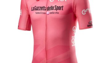 découvrez le maillot rose giro, un symbole d'élégance et de performance pour les passionnés de cyclisme. conçu pour allier confort et style, ce maillot offre une excellente respirabilité et un ajustement parfait, idéal pour vos sorties à vélo. enfilez-le et pédalez avec fierté tout en soutenant la lutte contre le cancer du sein.