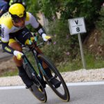 Roglic et Ayuso, les vedettes du Giro à Tirana 25 découvrez les performances remarquables de primož roglič et juan ayuso au giro d'italia, deux coureurs qui s'affrontent pour le maillot rose. plongez dans l'univers captivant de la course à étapes et suivez leurs stratégies, leurs exploits et leur passion sur le chemin des sommets.