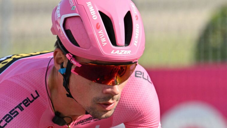 Roglic : une surprise d'endosser la maglia rosa 7 découvrez comment primož roglič a créé la surprise en s'emparant de la maglia rosa lors du dernier giro. analyse des performances, des stratégies et des moments clés qui ont marqué cette spectaculaire ascension.