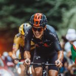 Richard Carapaz abandonne le Tour pour participer à La Vuelta 24 découvrez les détails de l'abandon surprise de richard carapaz lors de la vuelta. analyse, réactions et implications pour la course à travers notre article complet.