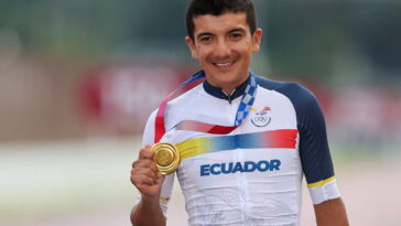 découvrez les dernières nouvelles sur richard carapaz et son état de santé actuel. après une récente maladie, nous analysons son impact sur sa performance et ses prochaines compétitions. restez informés sur la carrière du coureur équatorien et ses défis.