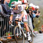 Evenepoel triomphe lors du contre-la-montre de la quatrième étape du Dauphiné et prend la tête du classement 24 remco evenepoel s'impose avec brio au critérium du dauphiné, démontrant une fois de plus son immense talent et sa détermination. découvrez les moments forts de sa victoire et l'impact de cette performance sur la saison cycliste.