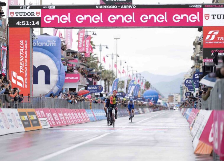 Quel montant Yates remportera-t-il en gagnant le Giro d'Italie 2025 ? 7 découvrez tout sur le gain giro 2025, une avancée révolutionnaire dans le monde des sports de compétition. analysez les nouvelles fonctionnalités, les stratégies de performance et les opportunités qu'offre cette édition pour maximiser vos chances de réussite. plongez-vous dans l'univers du gain giro 2025 et optimisez votre expérience sportive dès maintenant.
