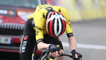 découvrez le défi exceptionnel de merckx face à pogacar pour battre le légendaire record de l'heure. plongez au cœur de cette compétitivité emblématique où l'histoire du cyclisme se réécrit sous nos yeux. ne manquez pas cet affrontement épique entre deux géants du vélo !