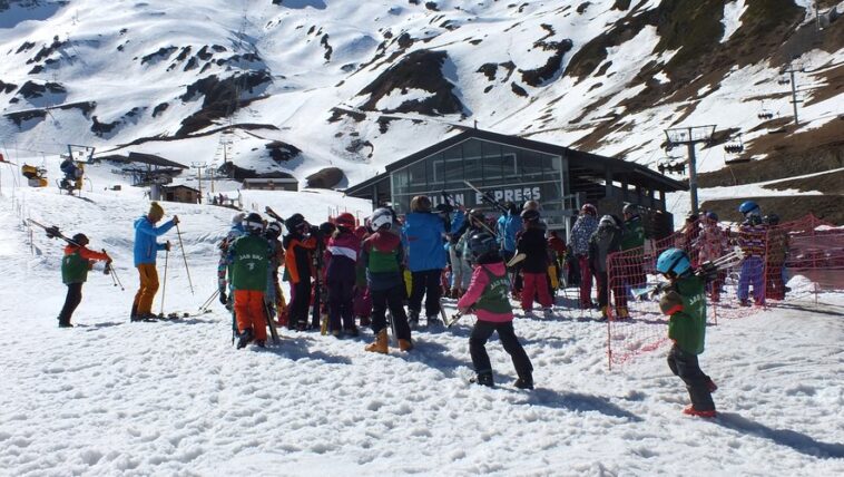 Prodhomme, un nouveau champion éblouissant au sommet de Luz Ardiden 7 découvrez l'incroyable parcours de prodhomme, champion prodige de luz ardiden, et son impact sur le monde du ski. plongez dans son histoire, ses réussites et son amour pour la montagne.