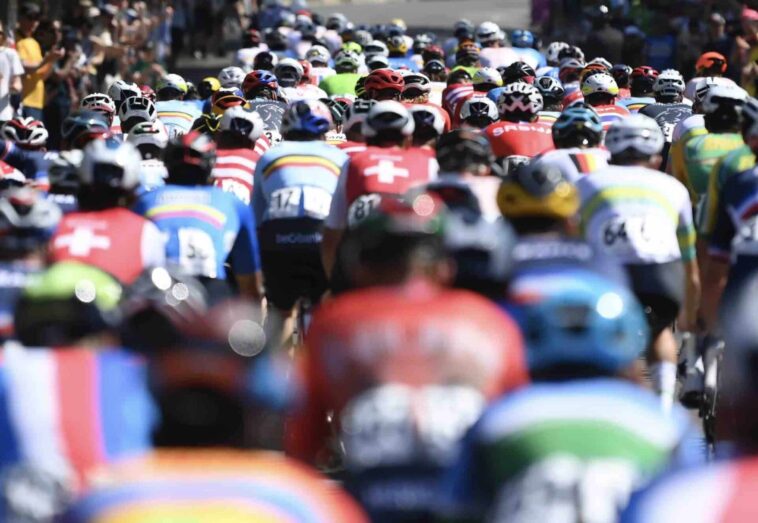 découvrez les dernières limites imposées par l'uci concernant les guidons et les tests de transmission. informez-vous sur les normes techniques et les évolutions réglementaires essentielles pour les cyclistes et les équipes de compétition.