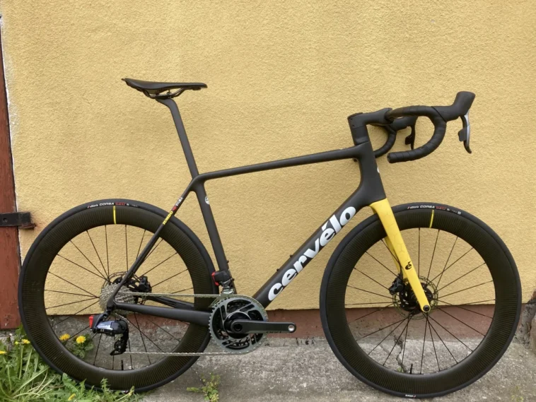 L'équipe Visma | Louer un vélo passe le deuxième chapitre du Critérium du Dauphiné sans accrocs 7 découvrez l'excitation du visma vélo critérium, une compétition de cyclisme dynamique qui attire les meilleurs coureurs. plongez dans l'univers du vélo de course et assistez à des performances époustouflantes. rejoignez-nous pour un événement inoubliable !