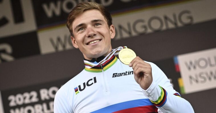 Remco Evenepoel critique les tactiques de Lotto et de ses rivaux après les championnats nationaux de Belgique 7 découvrez les critiques de remco evenepoel sur les tactiques de course utilisées dans le cyclisme moderne. analysez les implications de ses commentaires sur la compétition et le rythme des courses, ainsi que son impact sur l'avenir des stratégies dans le peloton.