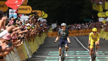 découvrez le triomphe de jonathan milan au tour de france, un moment mémorable de la compétition qui a captivé les fans et marqué l'histoire du cyclisme. plongez dans les détails de sa performance exceptionnelle et revivez les temps forts de cette épreuve emblématique.