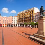 Affrontement entre générations à Burgos : Landa, Bernal, Del Toro, Ciccone et les nouveaux talents 24 découvrez l'affrontement des générations à burgos, une exploration captivante des tensions et des dynamiques culturelles qui façonnent la ville. plongez dans les enjeux intergénérationnels et les défis contemporains qui unissent et divisent les citoyens de burgos.