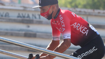 découvrez l'histoire de bjarne riis et son implication dans le dopage lors du tour de france, un scandale qui a marqué l'histoire du cyclisme professionnel. analyse, révélations et conséquences.