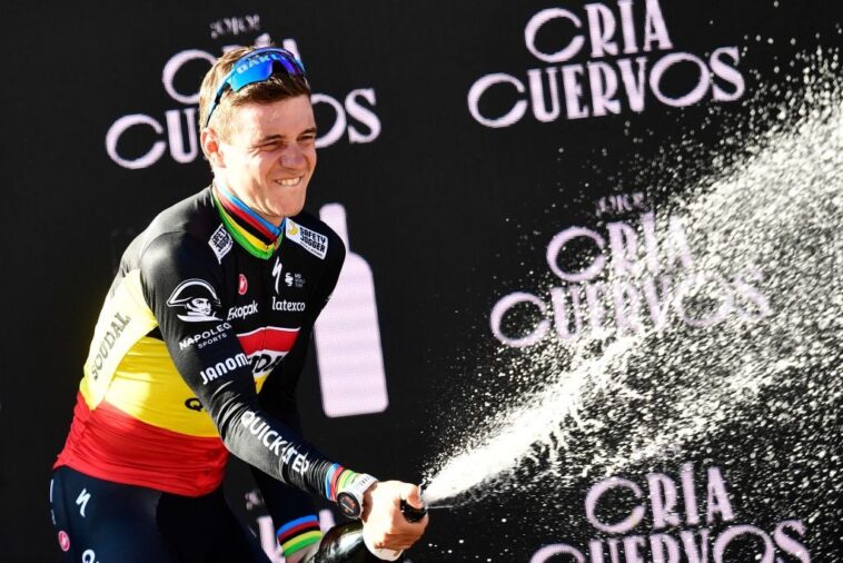 Remco Evenepoel se prépare pour ses dernières courses avec Soudal-QuickStep lors d'un camp d'altitude à Livigno 7 suivez la préparation de remco evenepoel en camp d’altitude : objectifs, méthodes d’entraînement, bénéfices attendus et coulisses de sa saison.