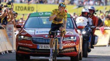 découvrez comment la résilience de jonas vingegaard l’a mené au sommet du cyclisme mondial, surmontant défis et épreuves pour devenir un champion inspirant.