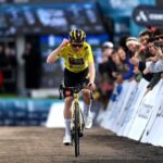 Vingegaard : La victoire à sa portée à chaque instant 24 découvrez comment jonas vingegaard se rapproche de la victoire, analysant ses performances exceptionnelles et ses chances lors des prochaines étapes clé du cyclisme.