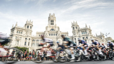 découvrez tout sur la vuelta et le départ du tour : actualités, analyses des étapes, favoris, et moments forts des deux plus grandes courses cyclistes. restez informé sur les classements et résultats en temps réel!