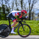 Ayuso triomphe sur la douzième étape de la Vuelta a España 24 juan ayuso remporte brillamment la 12e étape de la vuelta, confirmant son talent et sa détermination lors de cette prestigieuse course cycliste espagnole. résumé, réactions et classements.