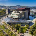 découvrez comment bilbao critique ouvertement l'hypocrisie de l'uci, mettant en lumière les incohérences de l'organisation dans le monde du cyclisme professionnel.