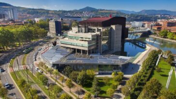Pello Bilbao dénonce l'hypocrisie de l'UCI : ‘Ce qui se passe à Gaza est un génocide’ après les manifestations de la Vuelta a España 4 découvrez comment bilbao critique ouvertement l'hypocrisie de l'uci, mettant en lumière les incohérences de l'organisation dans le monde du cyclisme professionnel.
