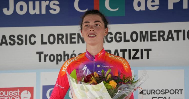 Tour Féminin de l'Ardèche : Mischa Bredewold pulvérise le chrono du contre-la-montre de la 4ème étape et s'empare du maillot de leader 7 découvrez comment bredewold a pris la tête après une performance impressionnante lors du contre-la-montre de l'ardèche. résultats, analyses et moments forts à ne pas manquer !