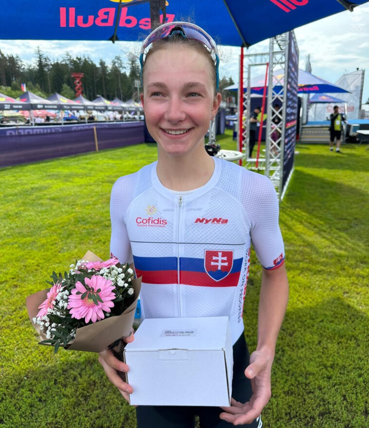 Viktória Chladoňová, la plus jeune coureuse de moins de 23 ans, brille aux Championnats du Monde avec ses deux médailles d'argent : 'J'ai tout donné 7 découvrez le parcours inspirant de viktória chladoňová, jeune coureuse talentueuse déjà médaillée, qui se démarque sur les pistes grâce à ses performances remarquables et sa passion pour l’athlétisme.