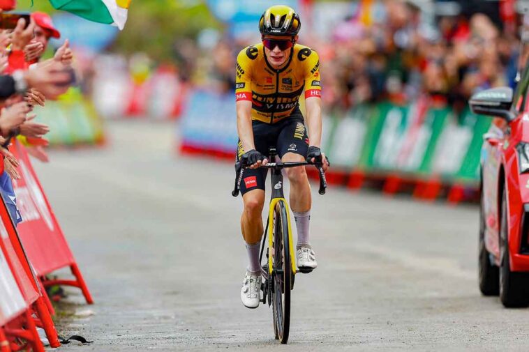 Vingegaard conquiert la Vuelta avec brio 7 découvrez comment jonas vingegaard a remporté la vuelta, marquant une performance exceptionnelle dans cette édition du célèbre tour d’espagne. tous les moments forts et les détails de sa victoire.