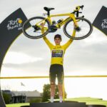 Jonas Vingegaard déterminé à conserver son maillot de leader jusqu'à Madrid après avoir reprisé la tête du classement de la Vuelta a España 23 découvrez pourquoi jonas vingegaard porte le maillot de leader sur la vuelta. infos, performances et étapes marquantes de la course 2024.